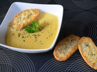 Zupa krem kalafiorowa