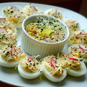 Jajka faszerowane kiełkami